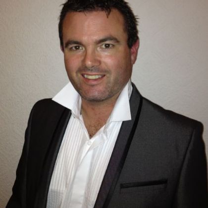 Stuart J - Swing Singer